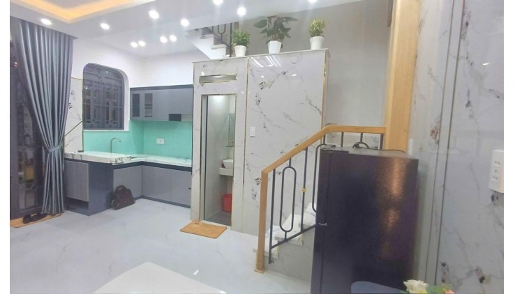 Nhà 2 tầng hẻm oto Bùi Quang Là, Gò Vấp. Giá chỉ 3,34 tỷ. SHR. Hoàn công đủ